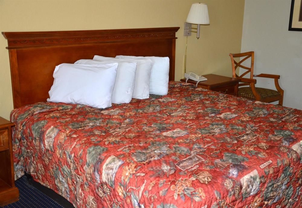 Red Roof Inn Галф Шорс Экстерьер фото